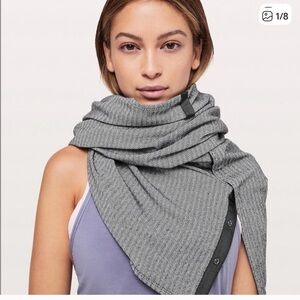 Lululemon Vinyasa Wrap Striped Gray and Black Wrap O/S